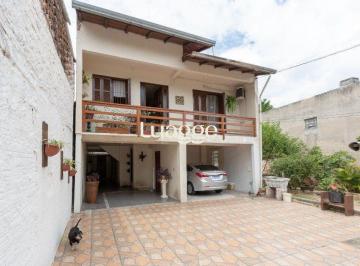 Casa · 161m² · 3 Quartos · 3 Vagas · Casa para Venda - 161m², 3 dormitórios, 3 vagas - Nonoai