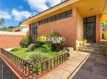 Casa · 234m² · 3 Quartos · 3 Vagas · Casa no bairro Petrópolis de 3 dormitórios