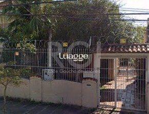 Terreno · 285m² · terreno localizado no bairro Menino Deus, podendo ser construído prédio comercia