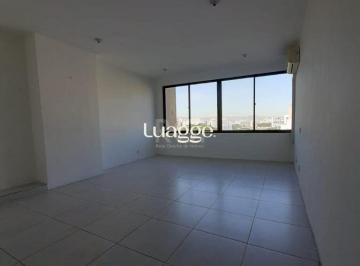 Comercial · 55m² · sala comercial localizada na Av Independência em frente ao Hospital Sto Antonio