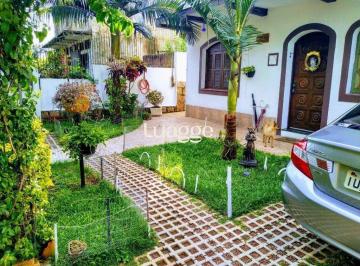 Casa · 240m² · 3 Quartos · 3 Vagas · Casa para Venda - 240m², 3 dormitórios, 3 vagas - Teresópolis