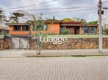 Casa · 313m² · 3 Quartos · 6 Vagas · Casa com 3 quartos e 313m² à venda em Chácara das Pedras, Porto Alegre. Rua Joao
