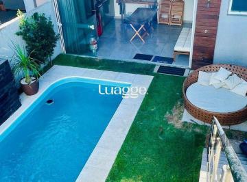 Casa · 150m² · 4 Quartos · 2 Vagas · CASA COM 4 DORMITORIOS SUITE , A 3 QUADRAS DO MAR !!