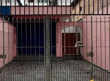 Casa · 125m² · 2 Quartos · 2 Vagas · Oportunidade no Jd. Ester Yolanda: Casa Térrea Versátil