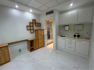 Comercial · 26m² · 1 Vaga · Consultório à venda em edifício da área de saúde – Botafogo