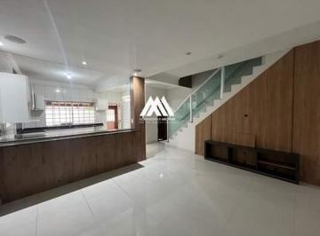 Casa · 98m² · 2 Quartos · 2 Vagas · Alugo casa com 02 quartos e 02 vagas cobertas Piaguassu- Itaúna/ MG