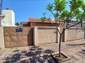Casa · 245m² · 2 Quartos · 3 Vagas · Casa - Centro - Três Lagoas / MS