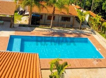 Rural · 2450m² · 3 Quartos · 6 Vagas · Chácara em Nazaré Paulista - Piscina e Garagem para 06 carros