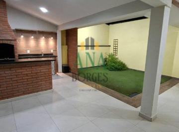 Casa · 3 Quartos · Casa 3 dormitórios