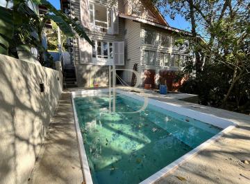 Casa · 220m² · 4 Quartos · 2 Vagas · Casa Sambaqui 4 dormitórios - Florianópolis