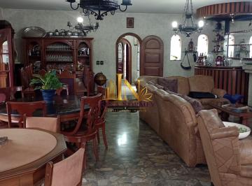 Casa · 650m² · 4 Quartos · 5 Vagas · Sobrado á venda 4 dormitórios sendo 2 suítes no Bairro Vila Pires, Santo André/SP