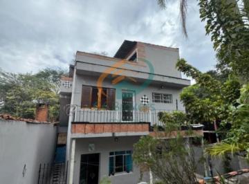 Casa · 288m² · 3 Quartos · 10 Vagas · Terreno em Jardim Rosana - Guarulhos