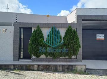 Casa · 263m² · 3 Quartos · 4 Vagas · Casa à venda 3/4, uma suíte, piscina no bairro Conjunto Centenário - Feira de Santana/BA