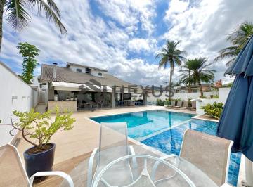 Foto · Casa reformada com piscina e área gourmet no Jardim Acapulco, Guarujá
