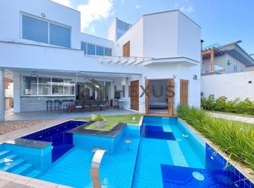 Foto · Casa reformada com piscina e área gourmet no Jardim Acapulco, Guarujá