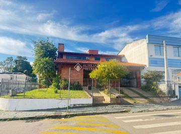 Casa · 177m² · 3 Quartos · 2 Vagas · Venha conhecer esta propriedade espetacular com 177,00 m² de área privativa.
