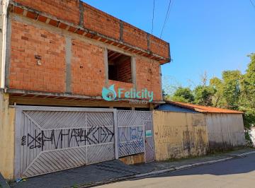 Casa · 78m² · 2 Quartos · 2 Vagas · Terreno de Esquina com Sobrado e Grande Potencial de Valorização