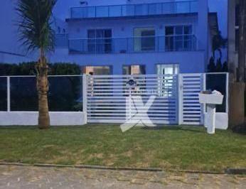 e29ab704a87383a5755fc913737870cb4ef73bf7 · Beira marem Pontal do Sul, com 4 dorm.+ piscina, para alugar, 200 m² por R$ 1.950/dia - Pontal do S
