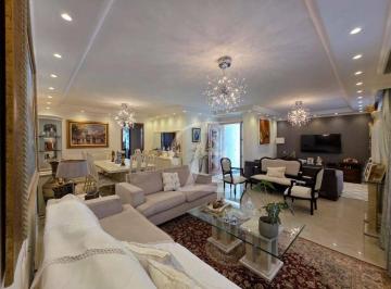 5f5ffc445f0ff2339edae8870ae57ee2810ba5ed · Sobrado à venda | 318m² | 4 dormitórios | 1 suíte | 5 vagas | Tremembé - São Paulo/SP