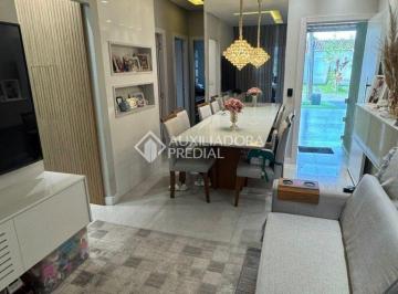 Casa · 87m² · 3 Quartos · 2 Vagas · Casa mobiliada, com 87m² priv., 3 dorm, 2 vagas à venda no Cond. Terra Nova em Palhoça-SC