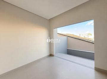 Casa · 150m² · 3 Quartos · 2 Vagas · Casa com 3 quartos sendo suíte disponível para venda no bairro Alto Umuarama em Uberlândia-MG