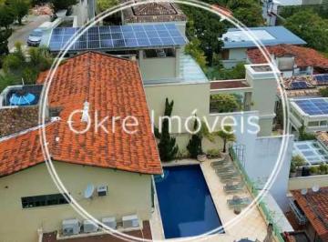 Casa · 471m² · 4 Quartos · 2 Vagas · Casa em condomínio exclusivo no Leblon de 4 quarto sendo 2 suites- 471m2