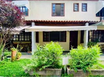 Casa · 96m² · 3 Quartos · 2 Vagas · Casa em Condomínio : Triplex / Residencial / Pechincha