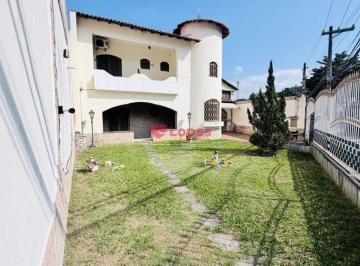 Casa · 290m² · 3 Quartos · 4 Vagas · Casarao com Piscina, Sauna e Area de Lazer Completa Conforto e Espaco para Toda a Familia
