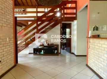 Casa · 179m² · 2 Quartos · Casa terrea solta, com 600 m de terreno, a 100 m2 da praia.