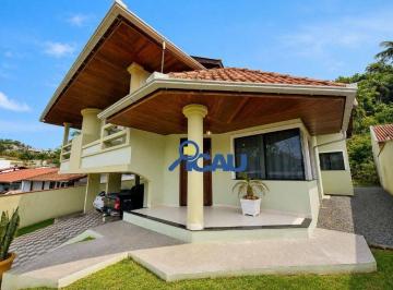 91ae0d98416e23744a75a97eccf5b0d9394626d8 · Casa com 3 dormitórios à venda, 227 m² por R$ 1.190.000 - Água Verde - Blumenau/SC
