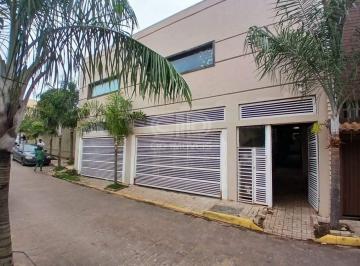 Casa · 233m² · 3 Vagas · Casa Comercial com 8 Salas no Araés