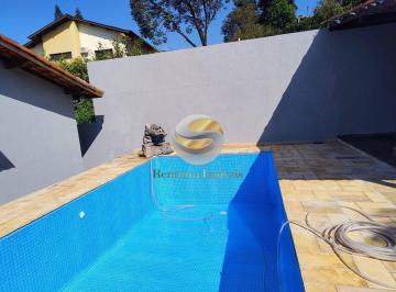 Casa · 240m² · 4 Quartos · 5 Vagas · Casa Térrea Totalmente Reformada para Locação no Condomínio Pinus Park