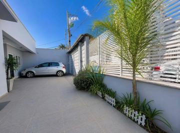Imagem 1 · Casa para venda em Jardim Cascatinha, Poços de Caldas