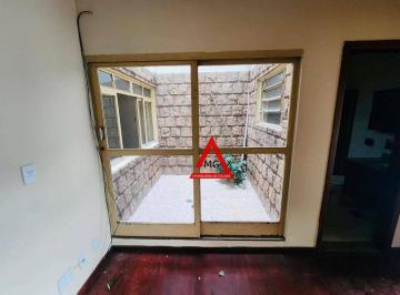 26f091b0fe1eea6cff35d99f729fb15d839c0935 · Alugo apartamento de 3 quartos,sendo uma suíte no Bairro São Sebastião em Itajubá-MG