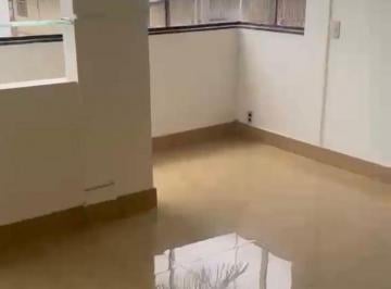 Apartamento de 2 quartos, Santa Maria · Alugo apartamento 69mts, 1º Andar, com armários planejados