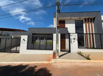 Casa de 4 quartos, Águas Claras · Arniqueira - Moderna - 4 suítes 1 closet - cozinha mobiliada - lazer completo - armários planejados