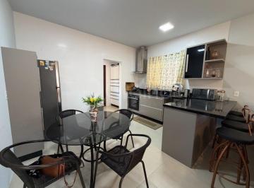 3 Cozinha · Casa de 104m² com 2 quartos nos Ingleses