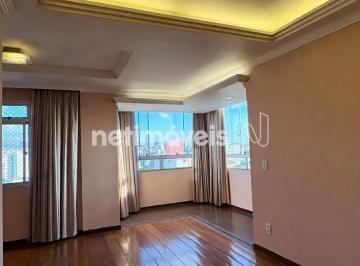 Sala · Excelente apartamento 3 quartos no Sagrada Família!