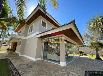 Casa · 700m² · 5 Quartos · 14 Vagas · Casa mobiliada na Serra da Cantareira com 4 suítes, área gourmet e muito verde