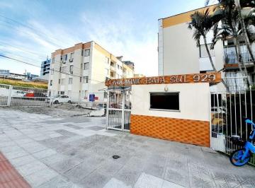 Apartamento · 64m² · 2 Quartos · 1 Vaga · Apartamento para alugar 2 quartos, sacada e 64m² em Florianópolis