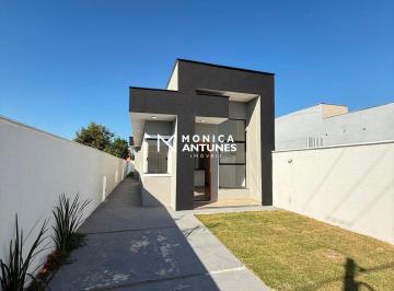 Casa · 240m² · 2 Quartos · 2 Vagas · Casa com 2 Quartos, Suíte, Churrasqueira em Itaipuaçu | Próxima à Praia