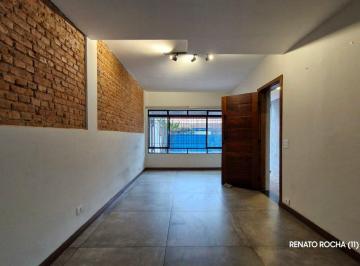 Casa de 3 quartos, São Paulo · Sobrado reformado à venda no Jardim Bonfiglioli, 3 quartos, 2 vagas e quintal