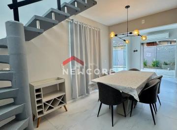 Casa en Venda de 4 quartos Pereque · Casa em Rua Três Barras - Perequê - Porto Belo/SC