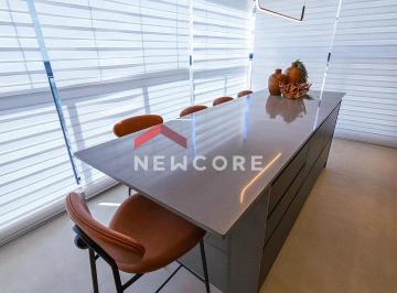 Apartamento · 182m² · 4 Quartos · 4 Vagas · Apartamento em Rua 240 - Meia Praia - Itapema/SC