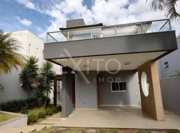 Casa · 290m² · 3 Quartos · 2 Vagas · Casa para venda em Engordadouro de 290.00m² com 3 Quartos, 3 Suites e 2 Garagens