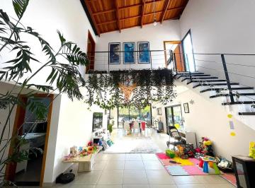 Casa de 4 quartos, Carapicuíba · Casa para venda em Chácara São João de 300.00m² com 4 Quartos, 2 Suites e 4 Garagens