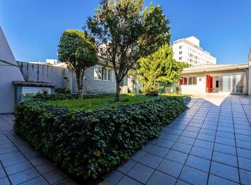 Casa de 4 quartos, Curitiba · Casa com 4 quartos (suítes), 6 vagas, amplo terreno - Portão - 1.990.000,00
