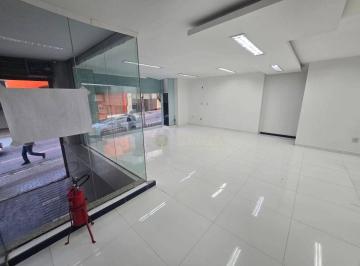 a2b0904b2d456616c998fac29763cb7aad863e1a · Loja Comercial com 140 m² para Alugar no Centro de Florianópolis.