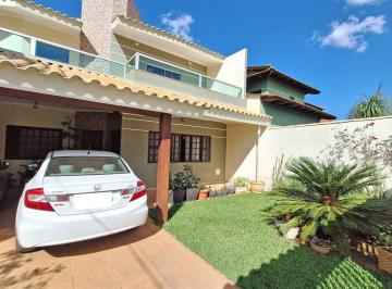 Casa de 4 quartos, Vicente Pires · VENDE-SE CASA na rua 12 de Vicente Pires-DF