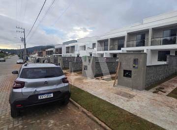 Casa · 93m² · 2 Quartos · 1 Vaga · Sobrado Geminado em São João do Rio Vermelho, Florianópolis/SC